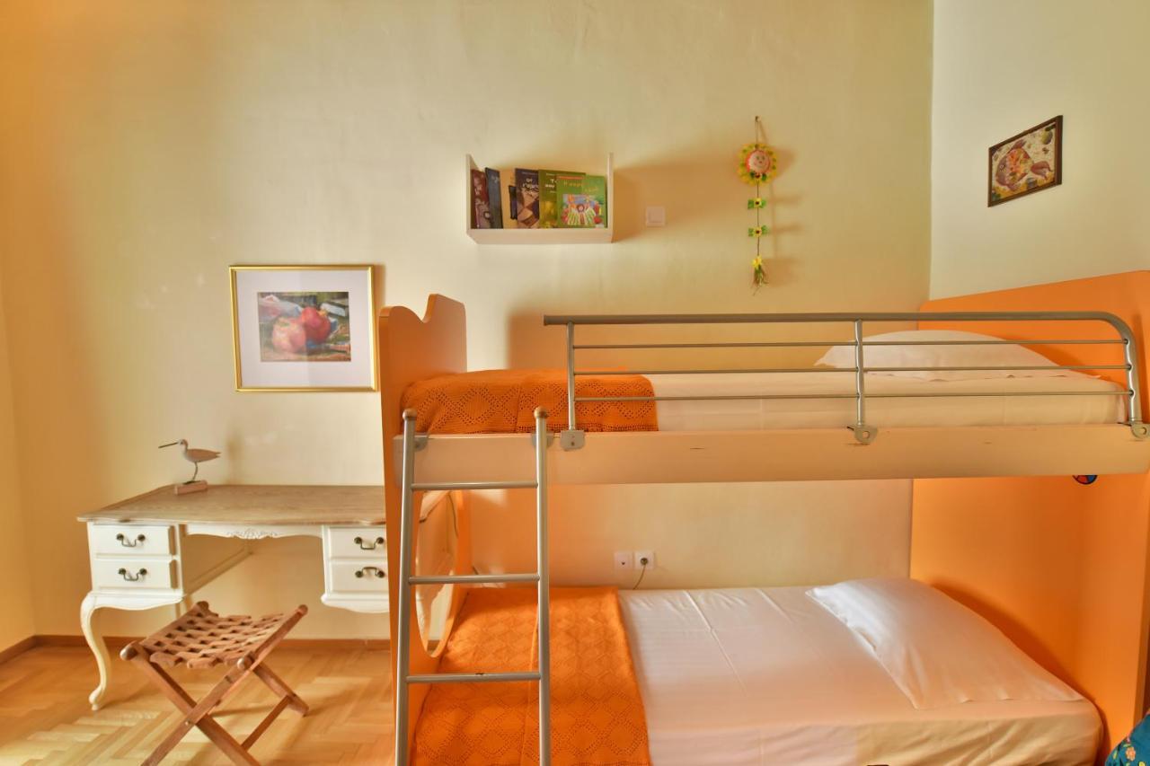 Feel At Home - Family House In Hydra Экстерьер фото