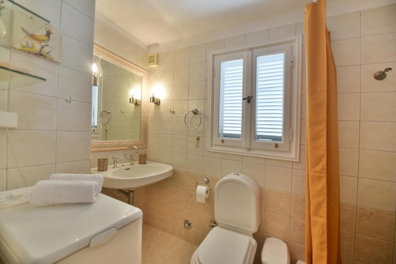 Feel At Home - Family House In Hydra Экстерьер фото