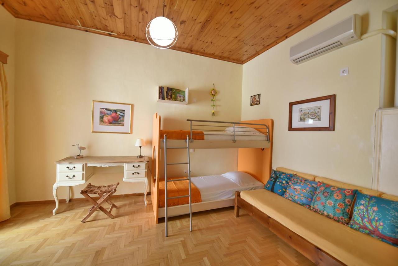 Feel At Home - Family House In Hydra Экстерьер фото